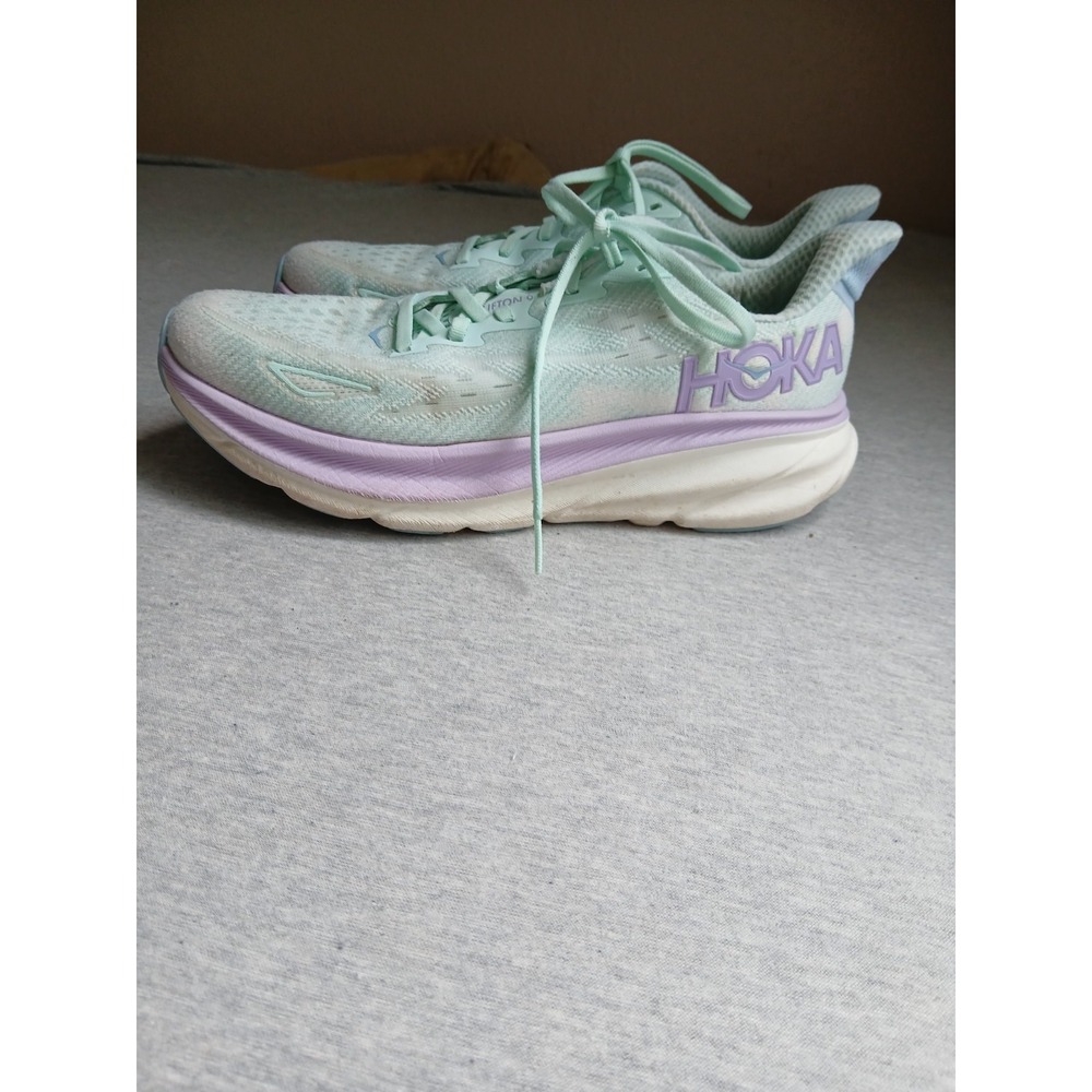 Hoka Womens 9 B Clifton 9 Sneakers Casual Athletic Running Active Blue Comfort